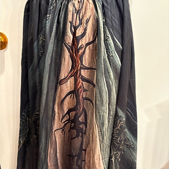 Maxi Dress Sleeveless Black with brown  & Olive details of a tree size XL - Picture 5 of 8